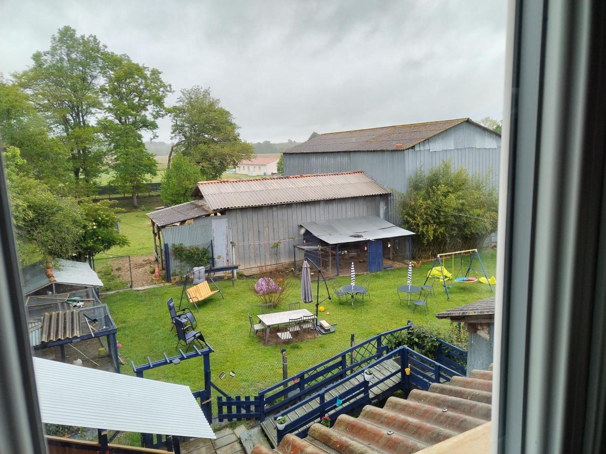 Appartement Gite Du Gardoir Boresse-et-Martron Kültér fotó